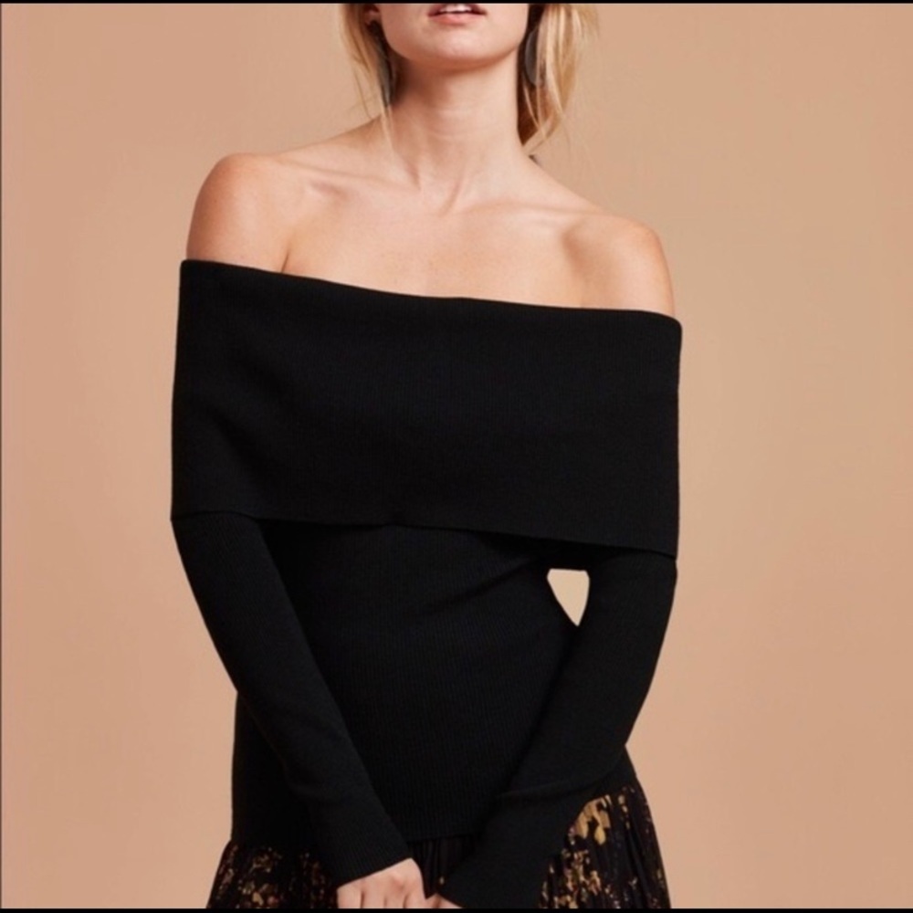 Artizia off shoulder turtleneck NWOT XXS black
